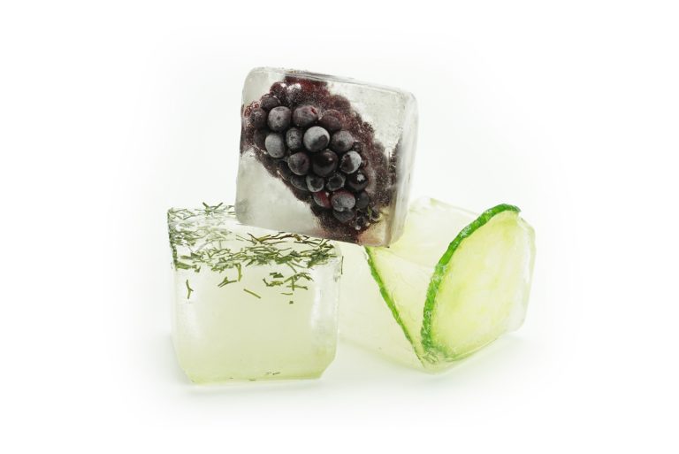 i01_berry_ice